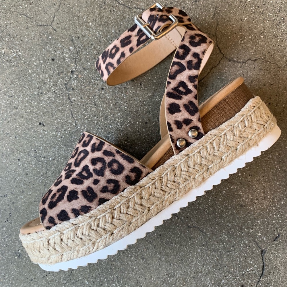 Leo Leopard wedges shoes
